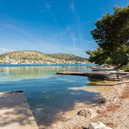 Estella * Rogoznica (Sibenik-Knin)