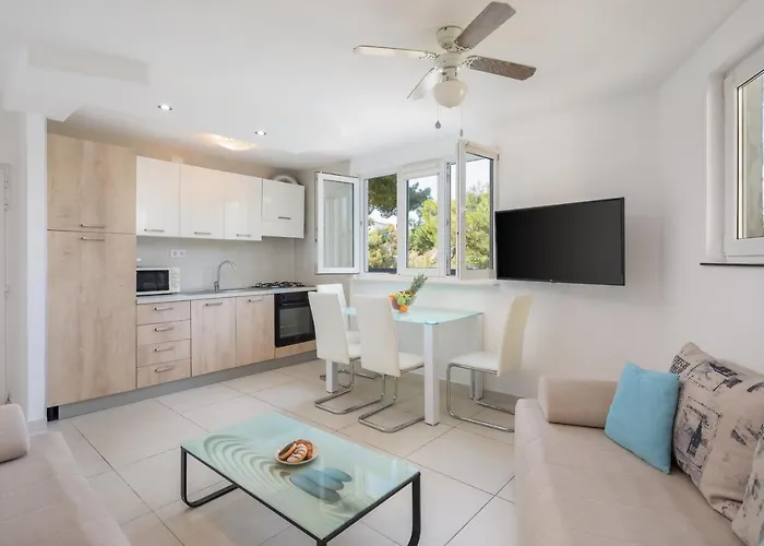 Estella Rogoznica (Sibenik-Knin)