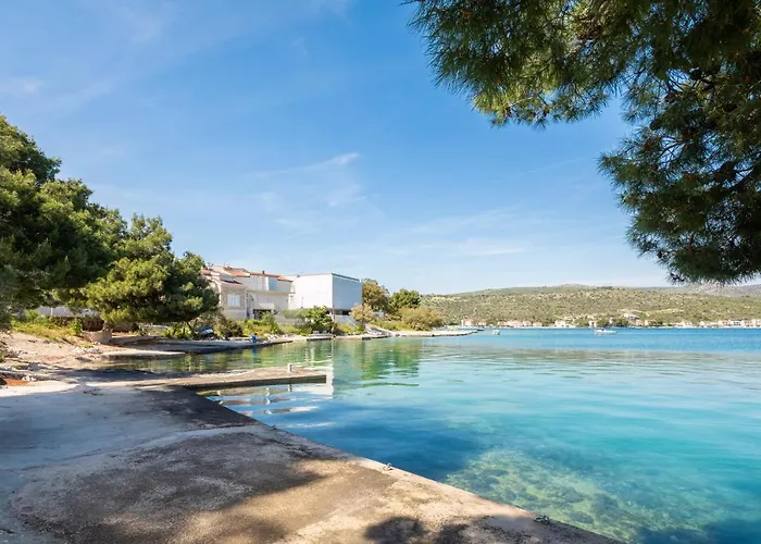 Estella * Rogoznica (Sibenik-Knin)